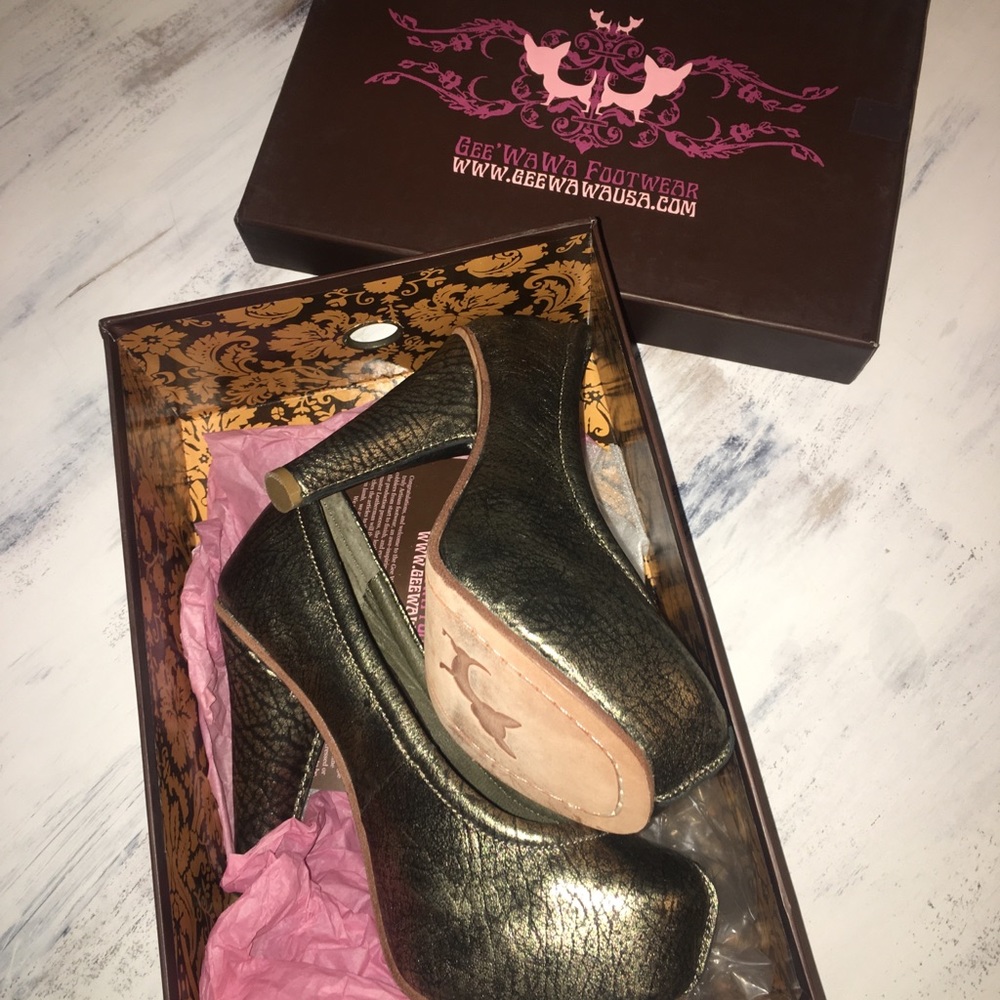 Gee WaWa platform heels